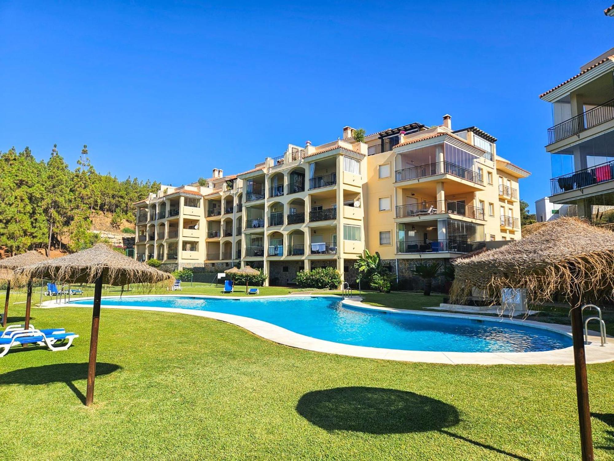 Amazing 4 Bedroom Penthouse In El Faro Mijas Exterior foto